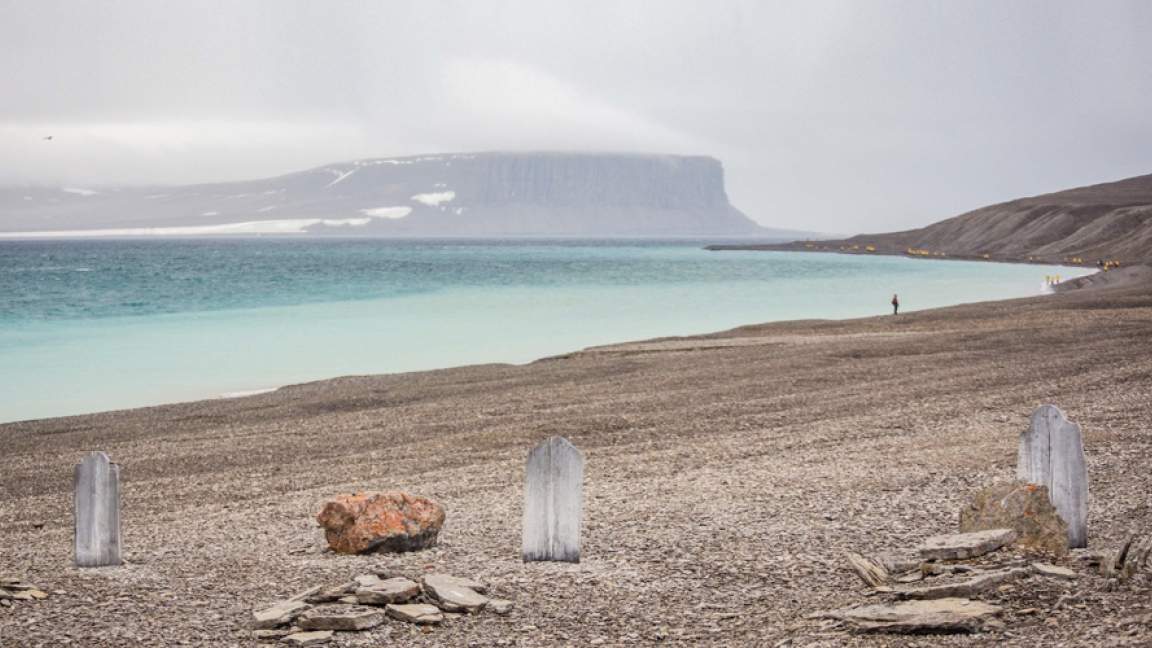 Canadas Remote Arctic: Northwest Passage to Ellesmere and Axel Heiberg Islands Canadas Remote Arctic: Northwest Passage to Ellesmere and Axel Heiberg Islands
