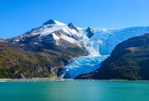 Glacier Alley, in the Beagle Channel